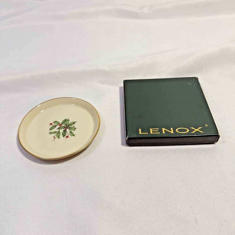Vintage Lenox Holiday Holly Berry‎ 4" Round Plate With Original Box